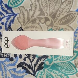Pop Sonic Spade facial cleanser device